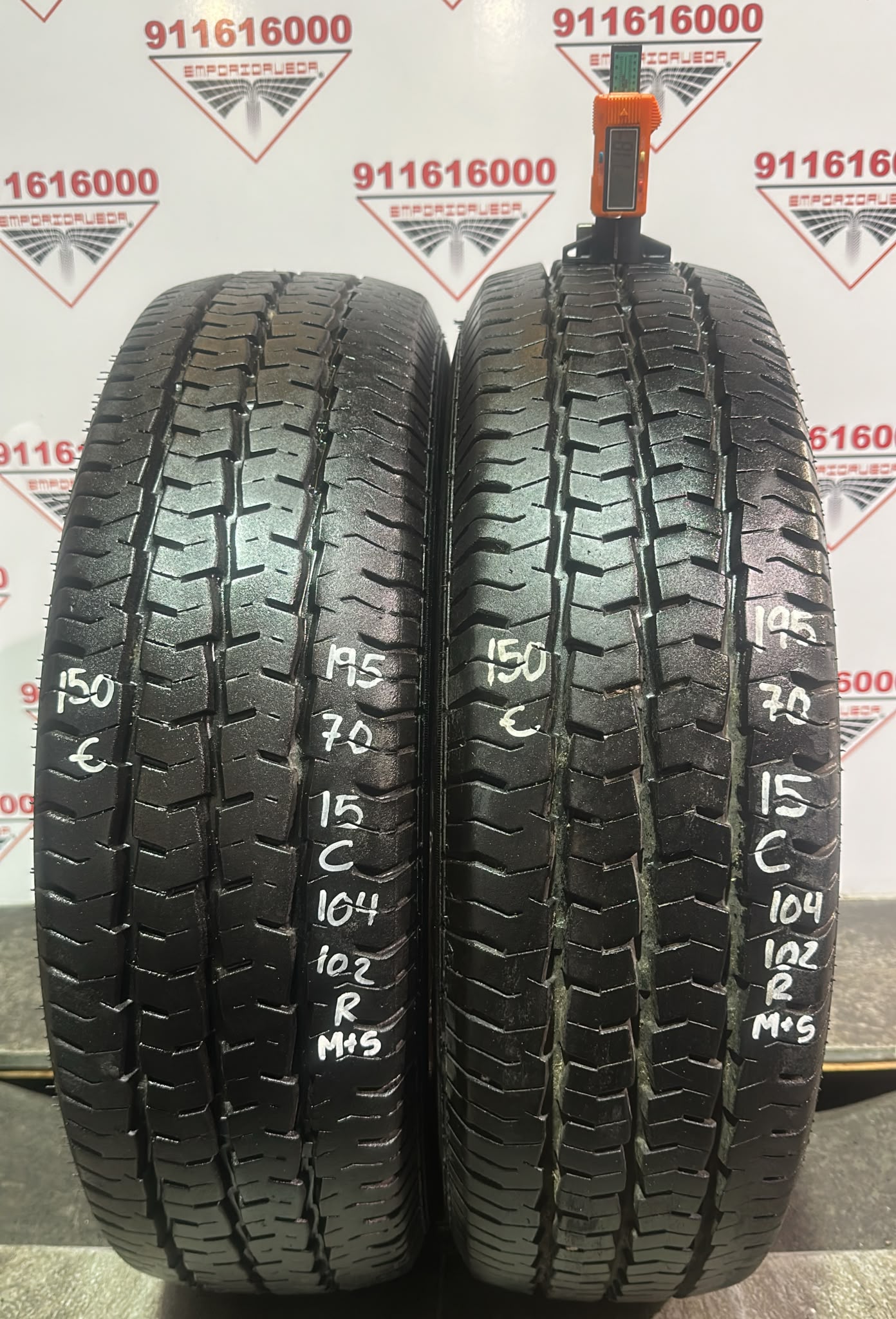 OVATION  USADO M+S 195/70 R15C 104/102 R